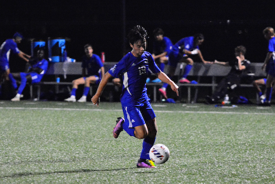 Bull Dogs upset third-ranked Trojans in Regional soccer semifinals cover photo