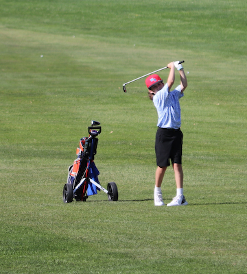 JH Golfers defeat Crawfordsville 188-204 cover photo