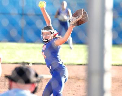 Ally Lewis sets single game strike out record in win over Bulldogs cover photo