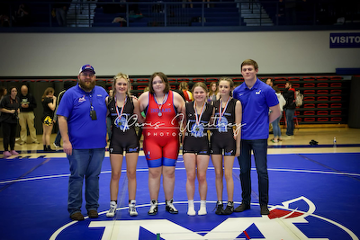 4 Girls Wrestlers Qualify for KHSAA State Tournament cover photo
